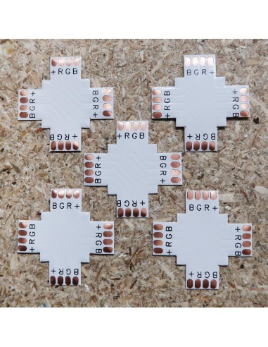 Kreuzförmiges -lötfreies PCB Verbindungsstück für 10mm RGB LED-Streifen
